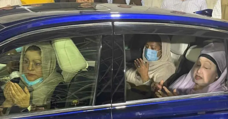 কবর জিয়ারতের সময়